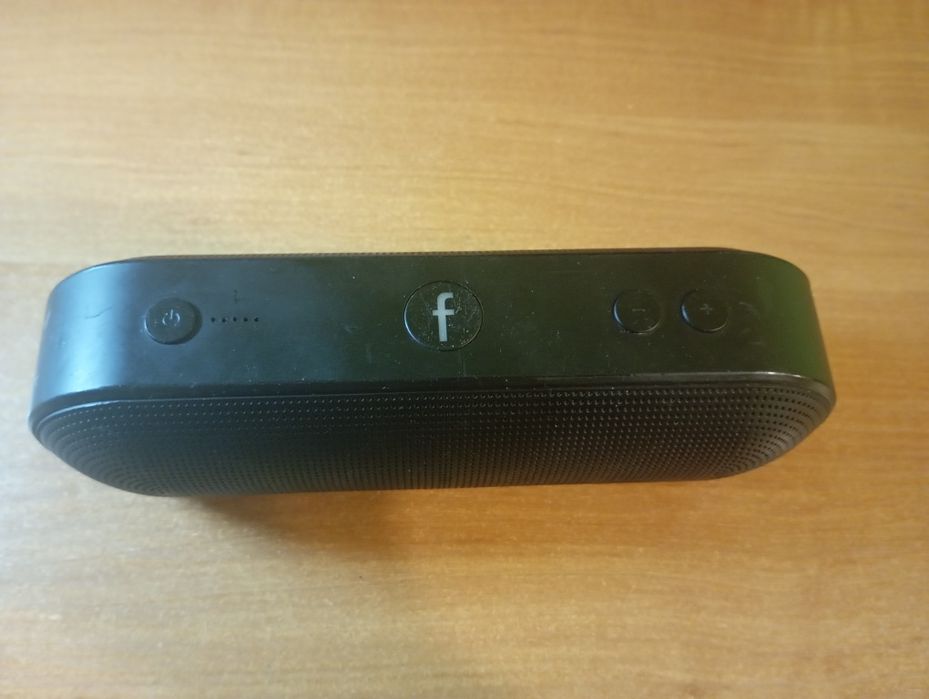 Продам портативну колонку