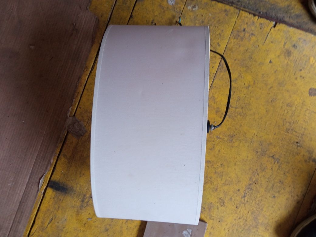 Owalny klosz do lampy UV