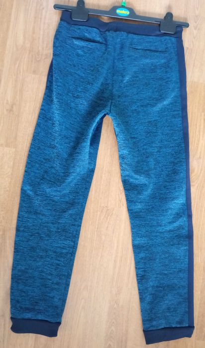 Spodnie dresowe z Pepco - 12 lat + gratis