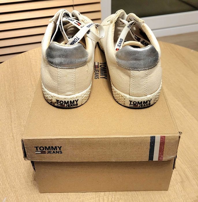 Tenisówki trampki Tommy Hilfiger rozm39