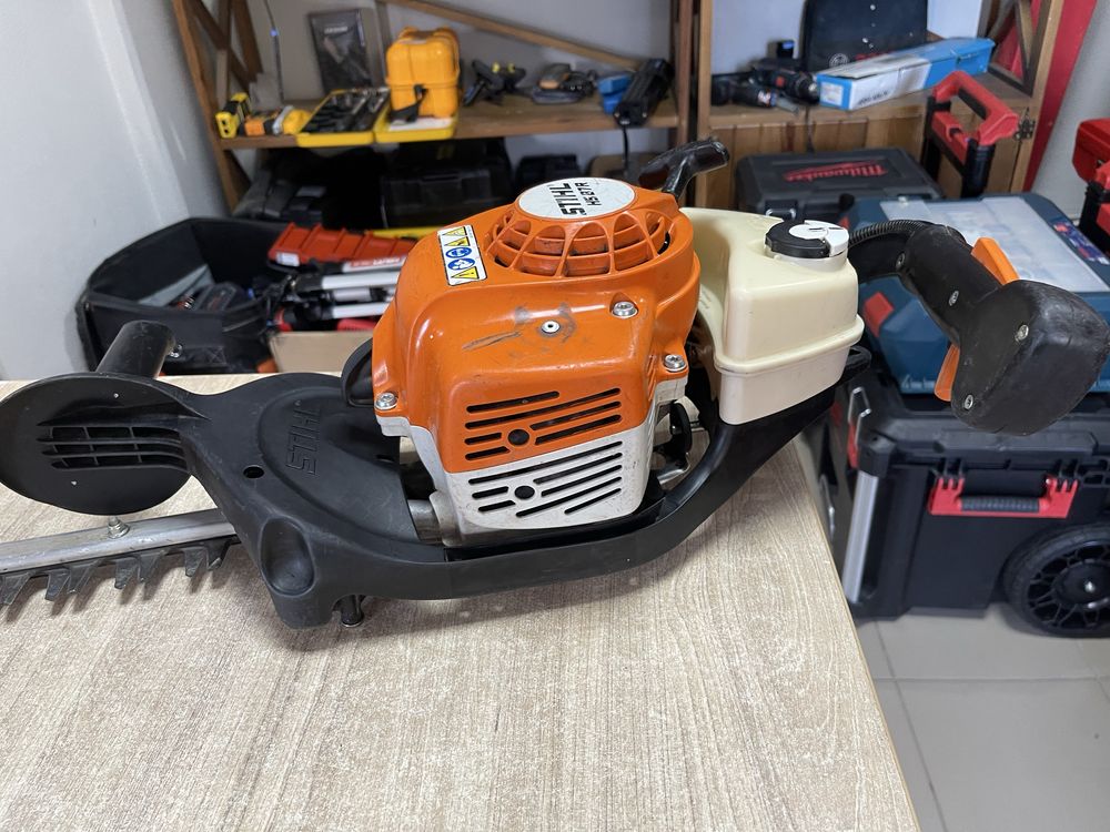 Stihl HS87R / бензиновий кущоріз Штіль