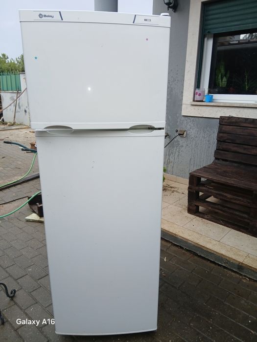 Frigorífico em bom estado