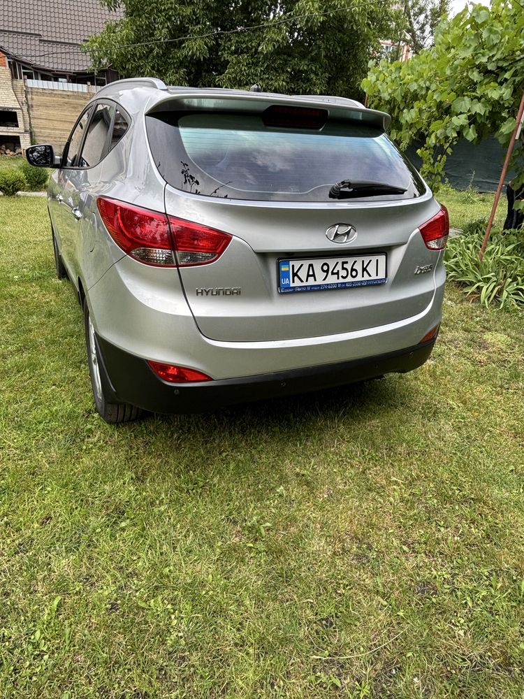 Hyundai ix35 2.0 2011 рік
