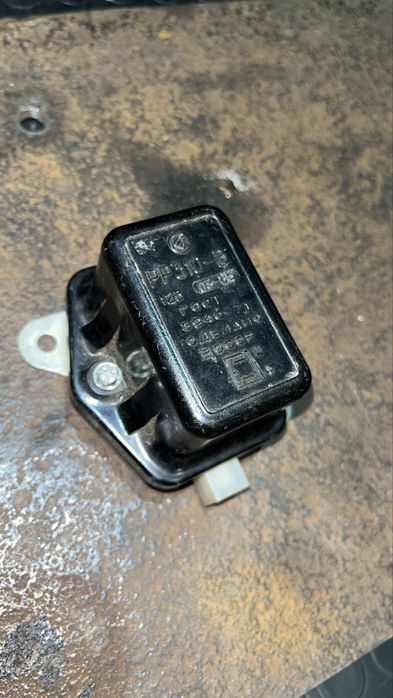 Реле-регулятор РР-310В новий СССР