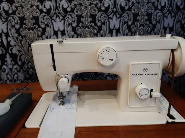 Швейная машинка Чайка132М