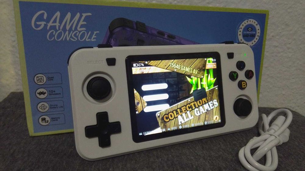 Consola Portátil R36H - Branco - Nova!!