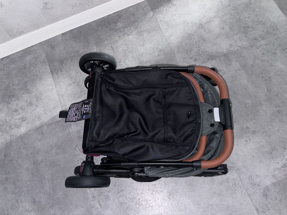 Wózek spacerowy dla dziecka