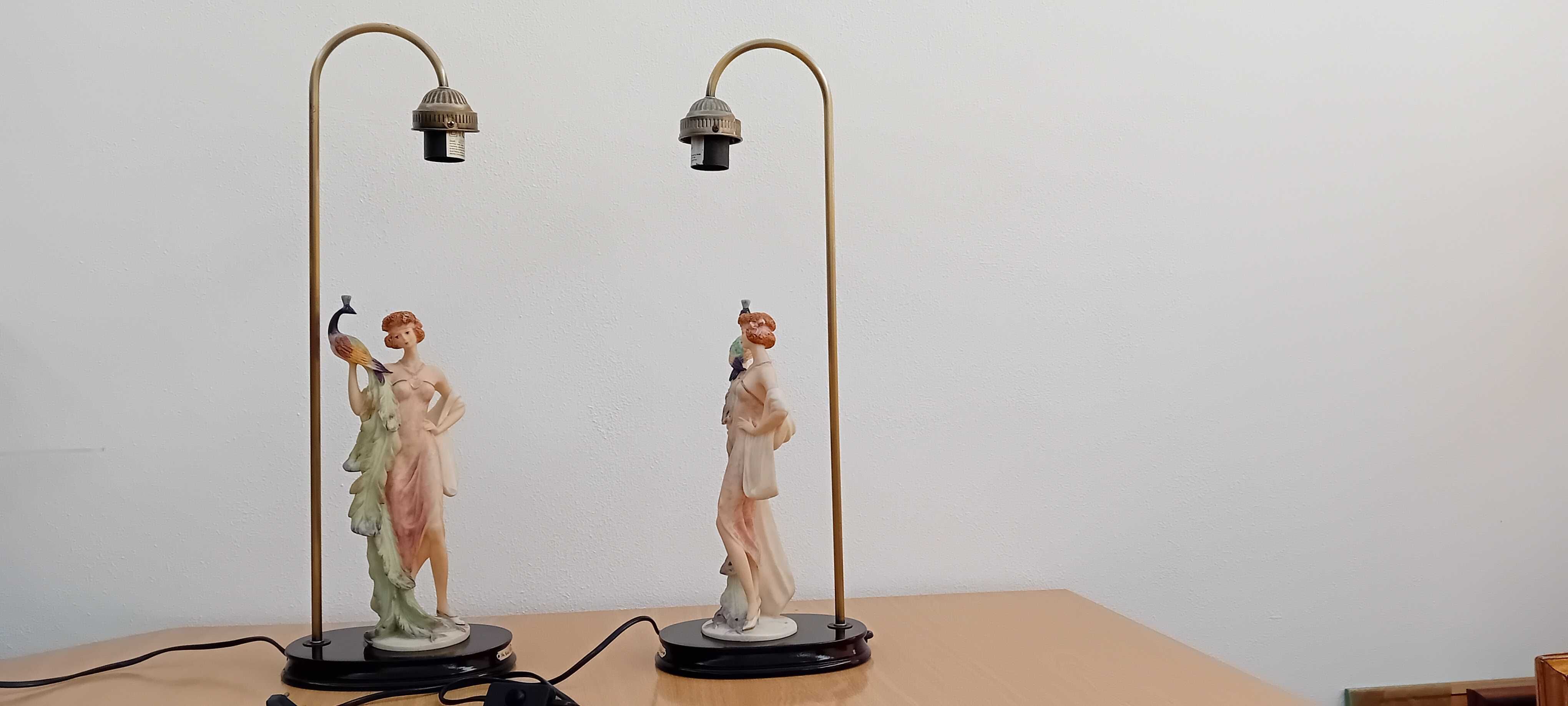 Candeeiro de mesa, com influência Art Déco
