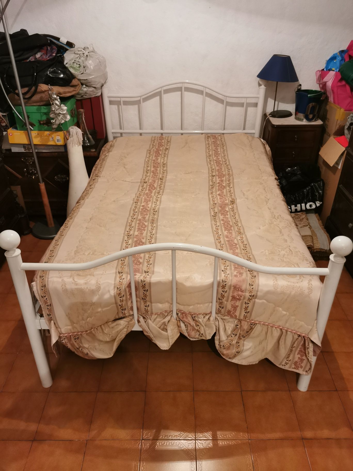 Cama Ferro (1,80 mt X 1,20 mt)
