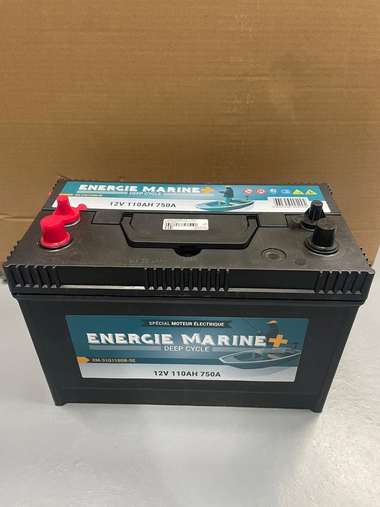 Акумулятор повільного розряду Marine Energy + 12 V + 110 Ah