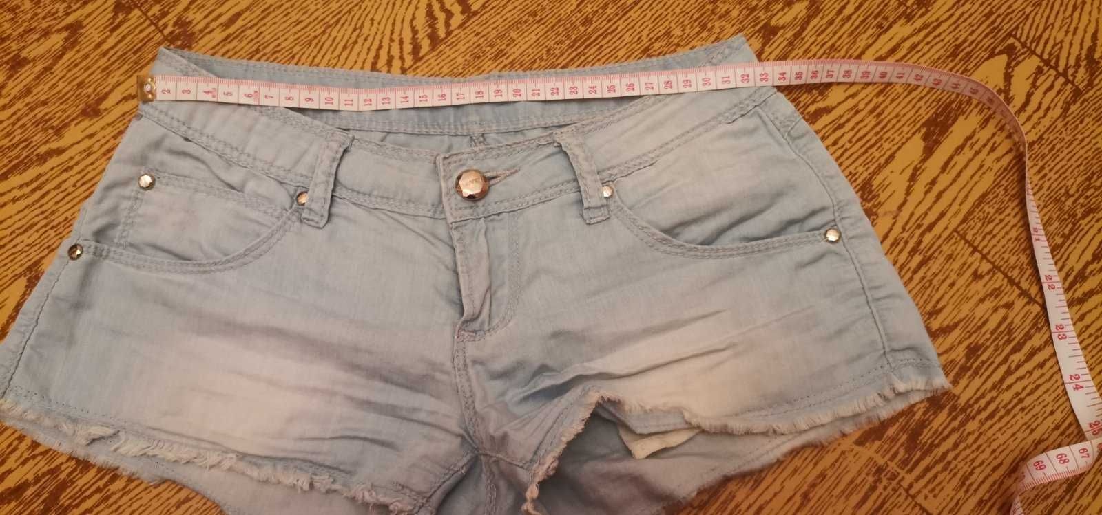 Літні короткі джинсові шорти (на 9-11 років)
