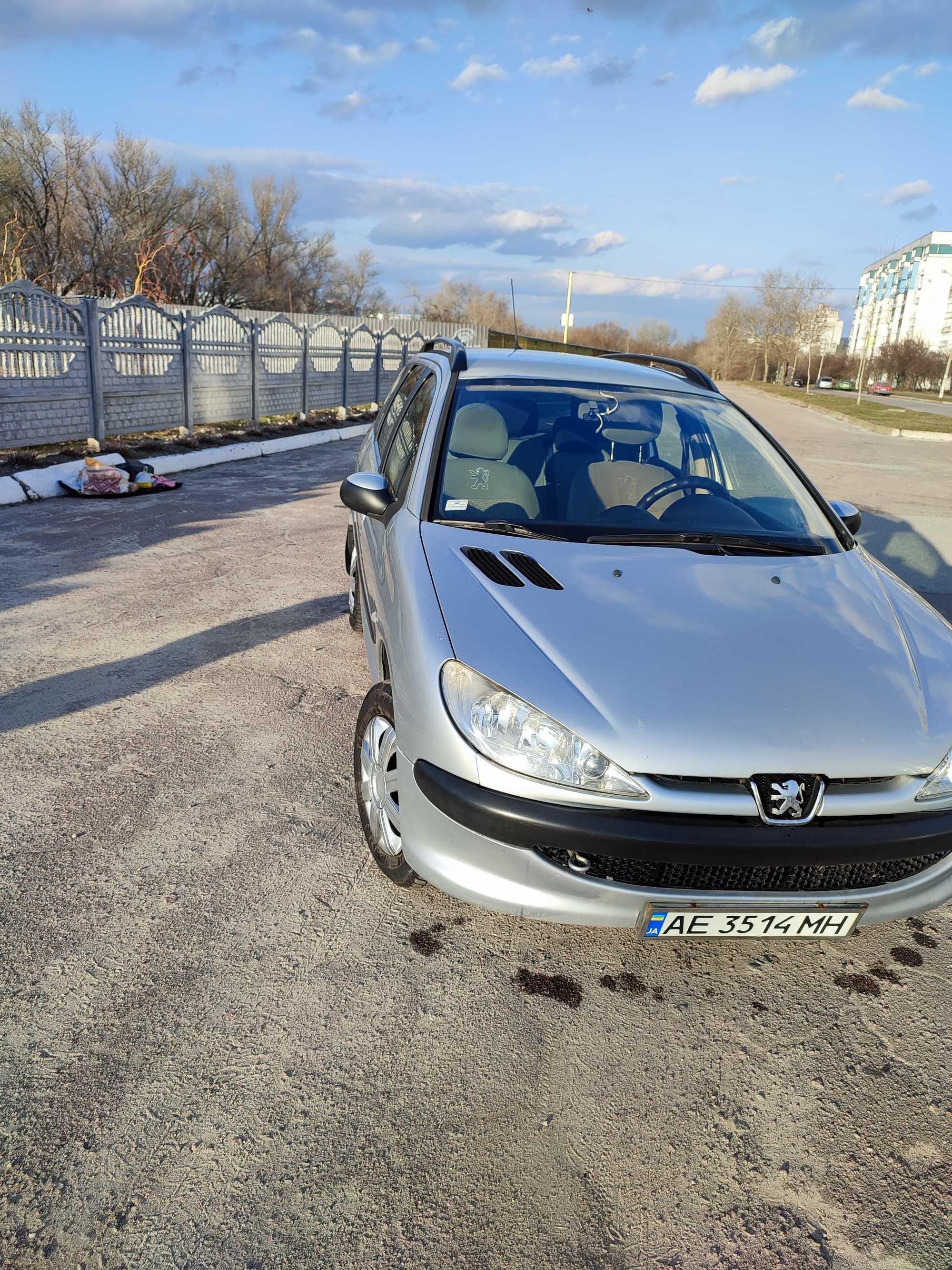 Продам peugeot 206 sw 2003р дизель 1.4