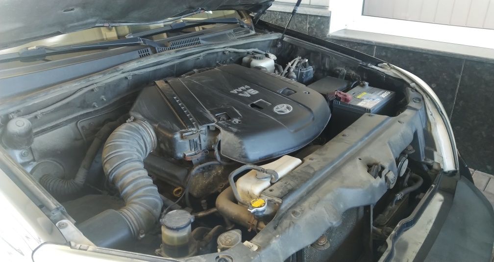 Продам Land Cruiser Prado 120. 4 л.