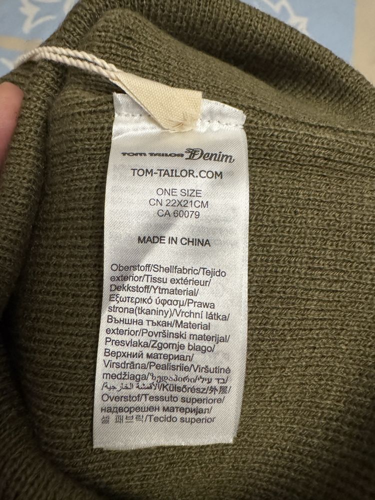 Продам шапку  Tom Tailor Оригінал! Красивий колір.