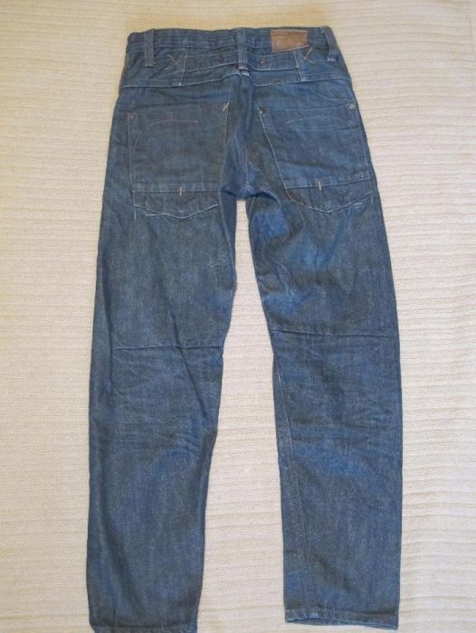 Стильные плотные подростковые джинсы темно-голубого цвета H&M. Швеция.