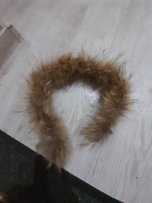 Futerko naturalne obszycie kaptura 72cm