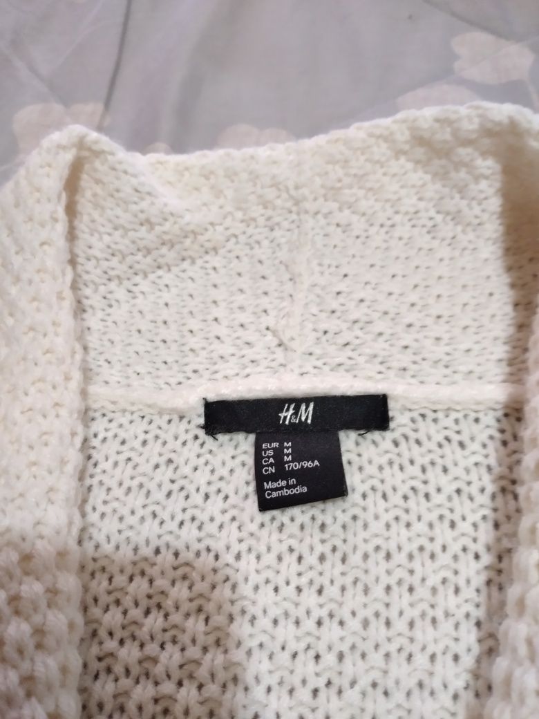 Colete de malha marca H&M