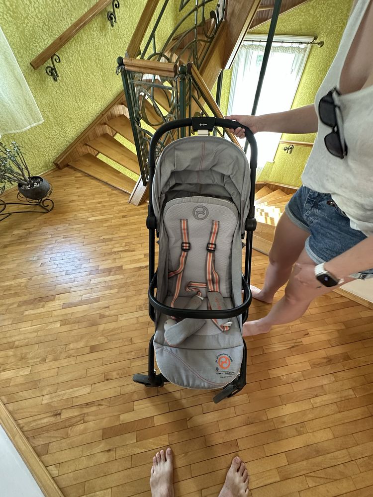 Cybex eezy s + 2
