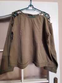Bluza terranova w kolorze khaki/oliwkowym.