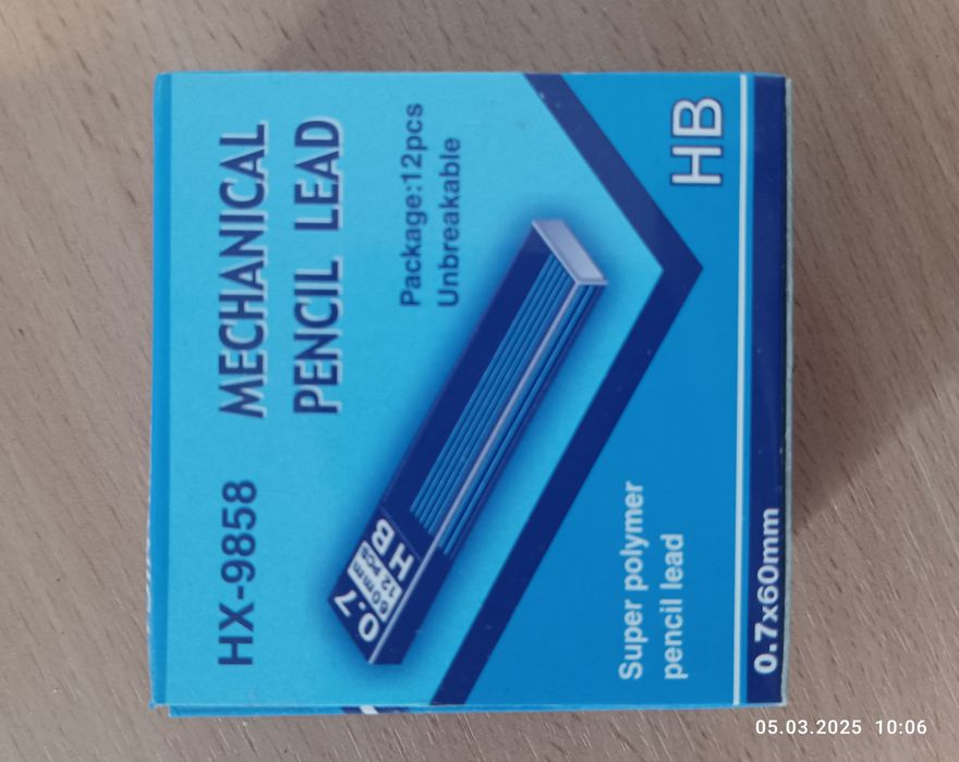 Грифели на механические карандаши.  0.7  НВ   НХ - 9858