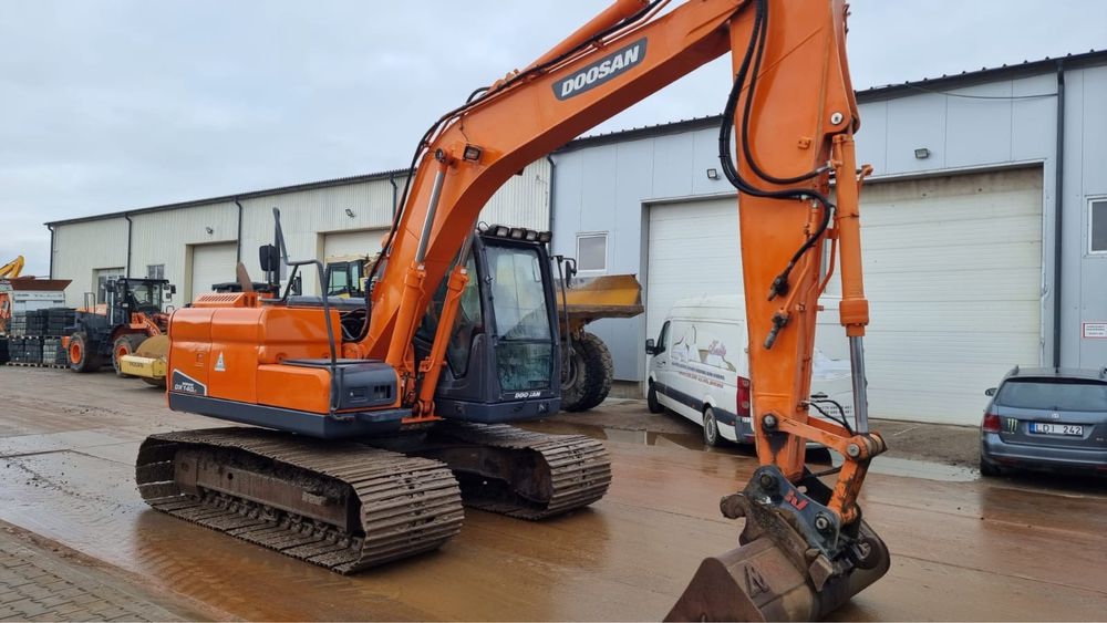 Экскаватор Doosan DX 140 Lc , 2018 г