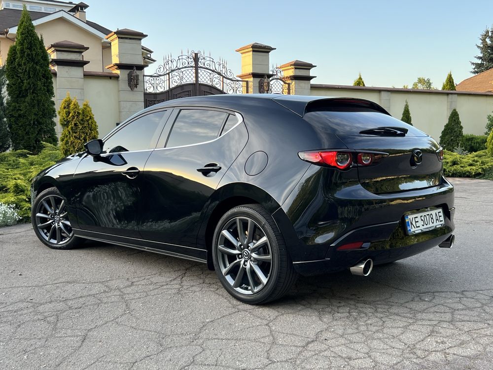 Mazda 3  BP  2019