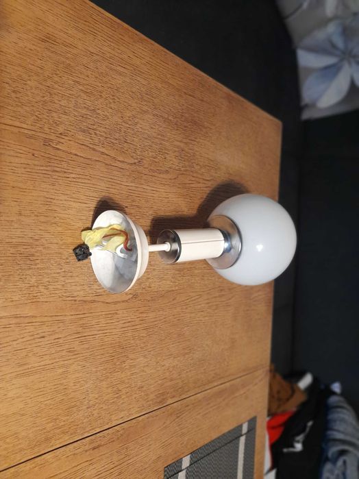 Lampy sufitowe Led złota i pozostałe 2 szt. zwykłe na żarówki E27.