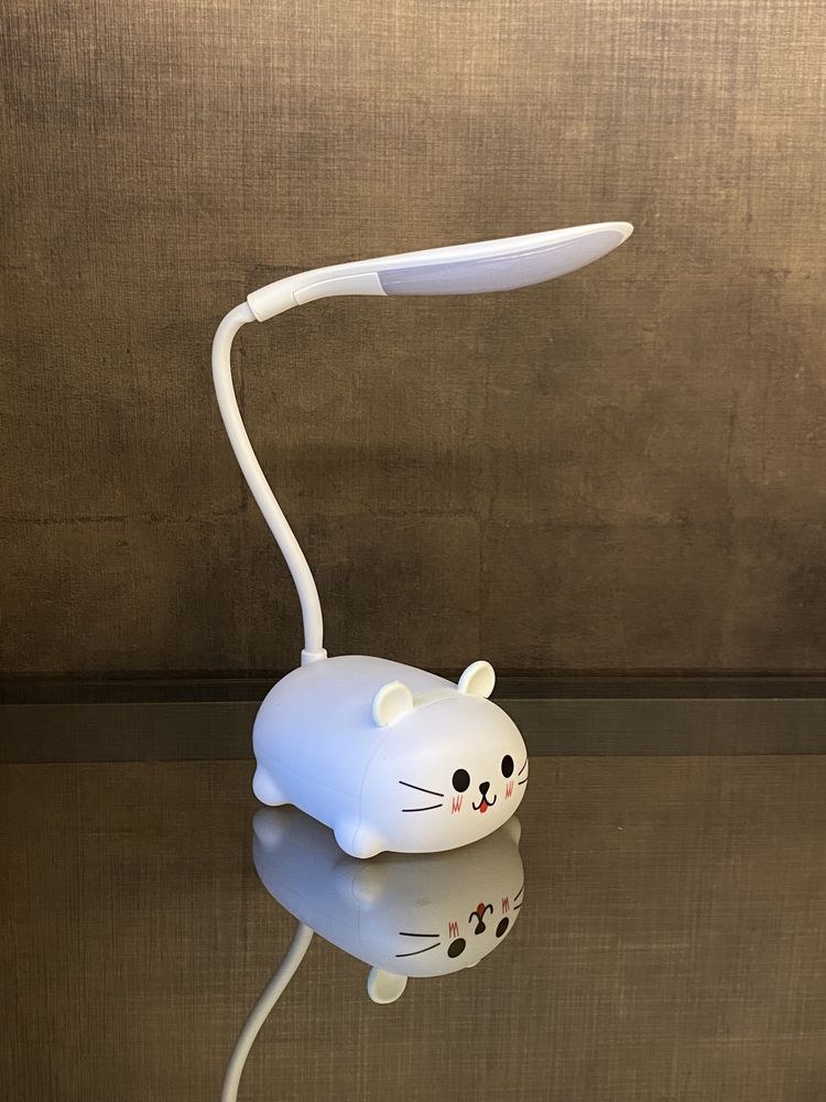 Настільна лампа з акумулятором, дитяча настільна лампа