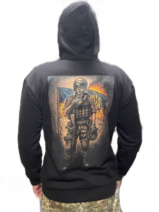 Худі з кишенею, тринитка з начісом.