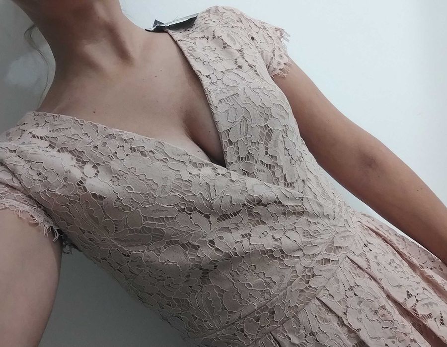 36 Nowa Sukienka koronkowa Midi różowa NLY TREND