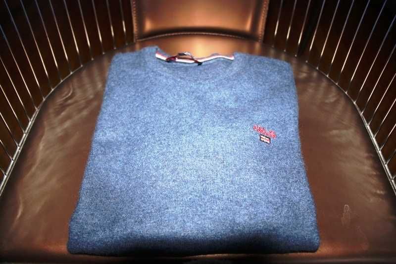 Camisola azul escuro de lã da marca LION OF PORCHES Tamanho M