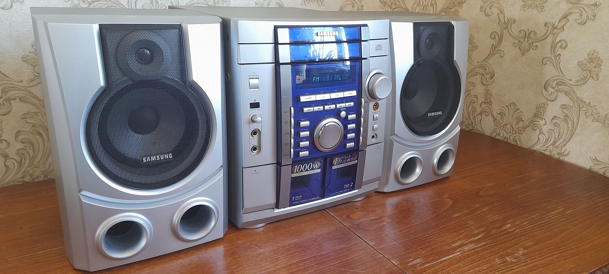 Музыкальный центр SUMSUNG MAX - L45