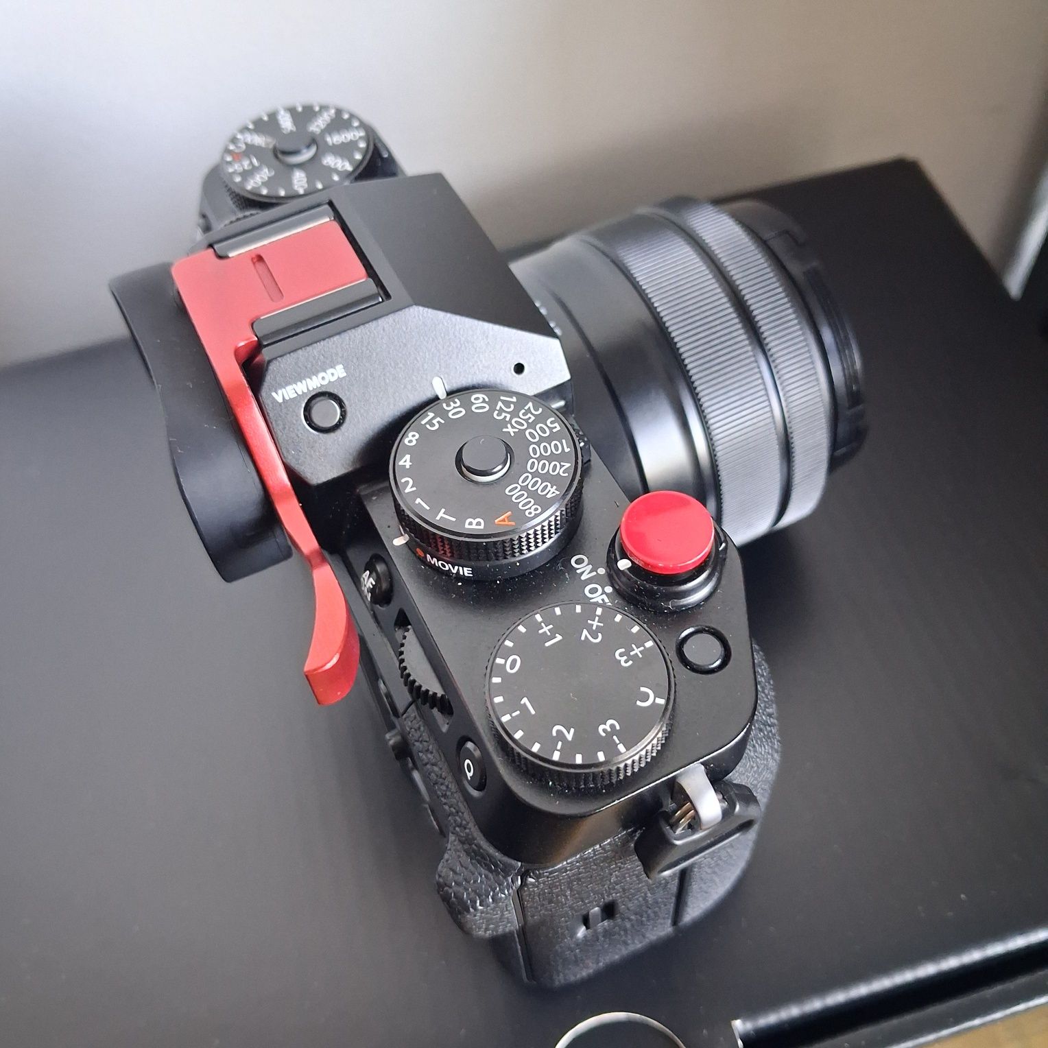 Fujifilm XT5 com objectiva 15-45mm. Como nova!