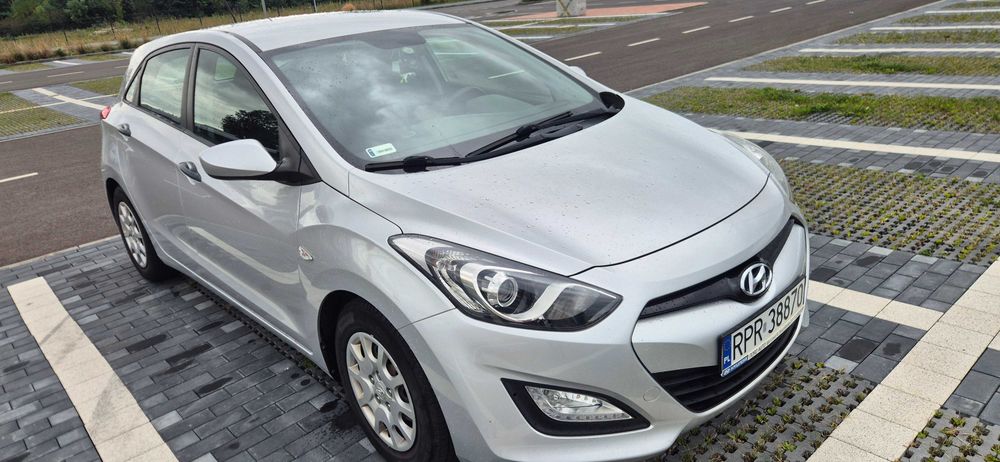 Hyunai i30 1.4 2012r