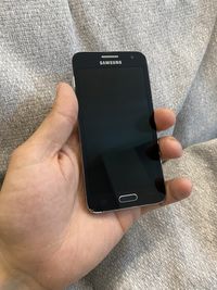 Samsung a 300 битий екран