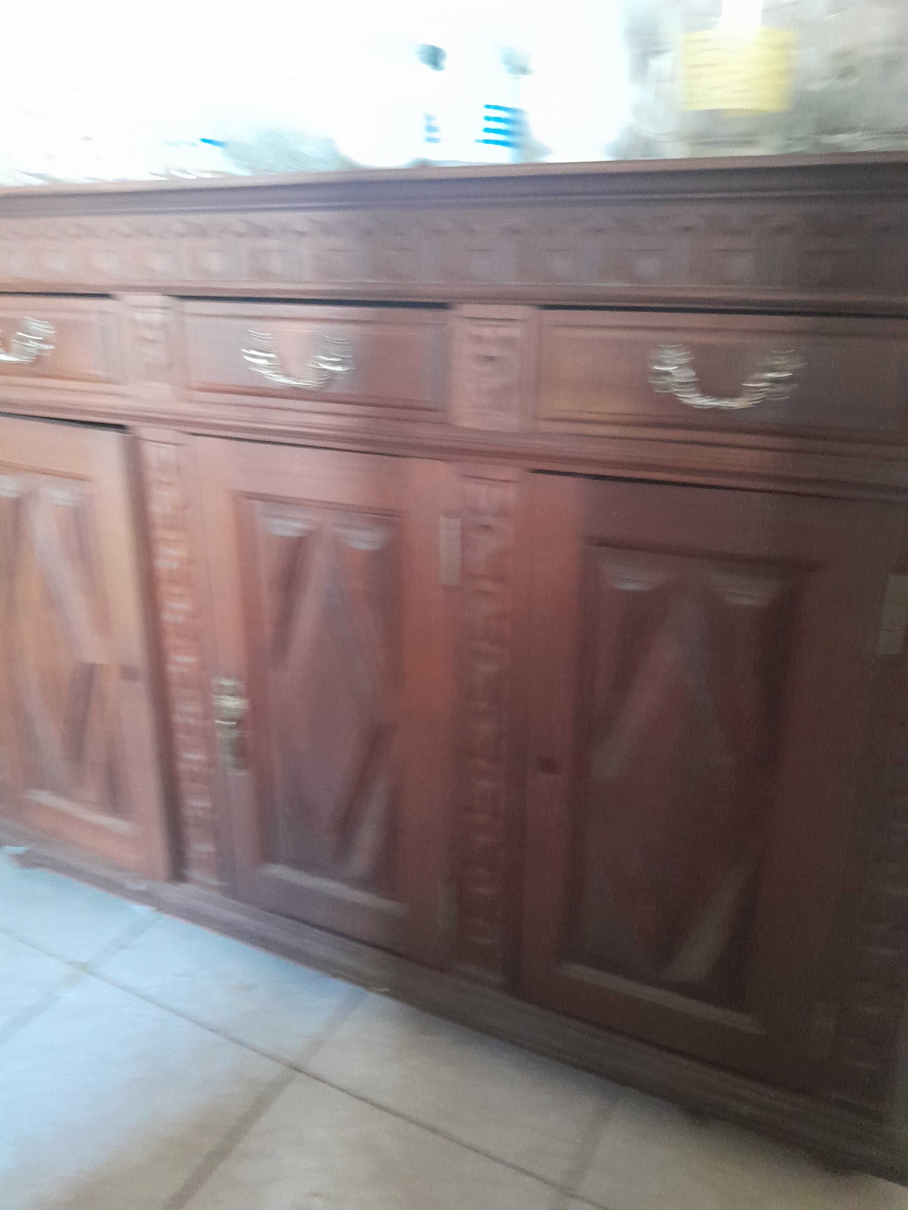 Móvel /aparador para corredor ou sala
