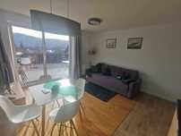 Apartament z tarasem i pięknym widokiem.
