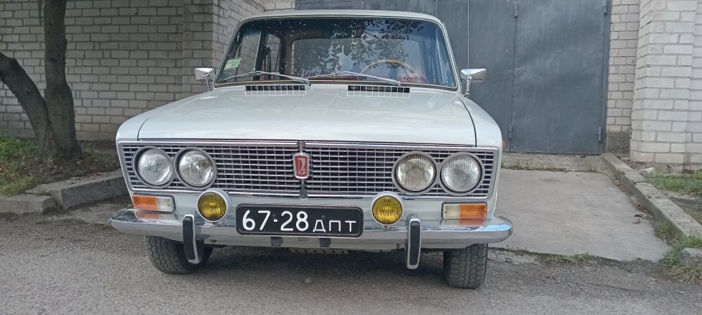 Продам Ваз 2103 оригинал в отличном состоянии.