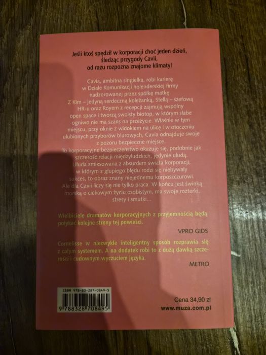 Korpo życie świnki mkrskiej, Paulien Cornelisse