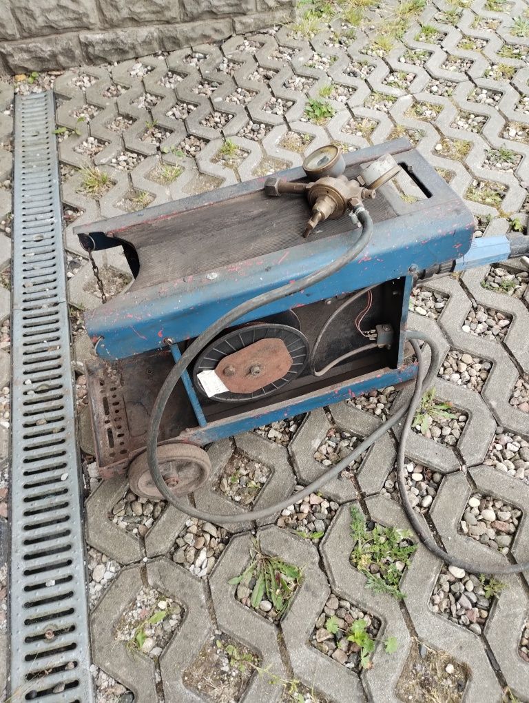 Sprzedam spawarkę