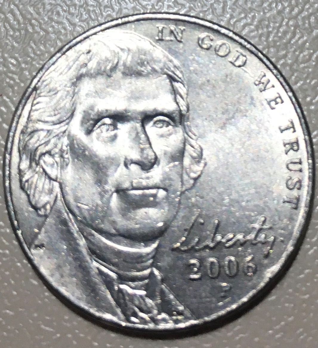 Монета 5 центів !
