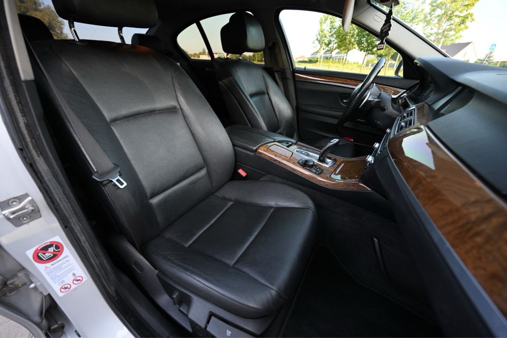 Bmw f10 3.0 2010 kamera cofania,podgrzewane fotele,bluetooth 334 konie