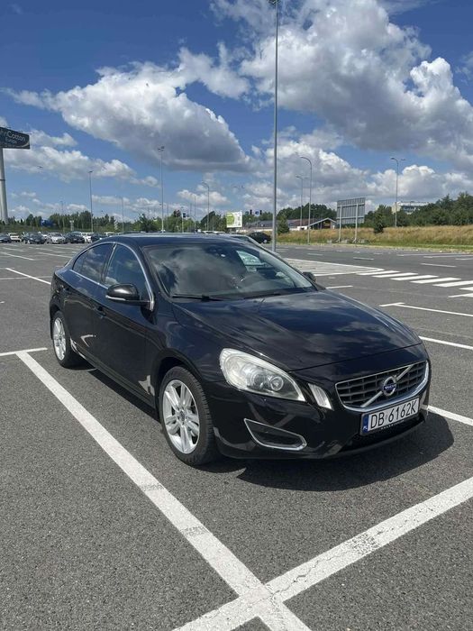 Volvo S60 Volvo S60 II 2010 D3 163KM Automat