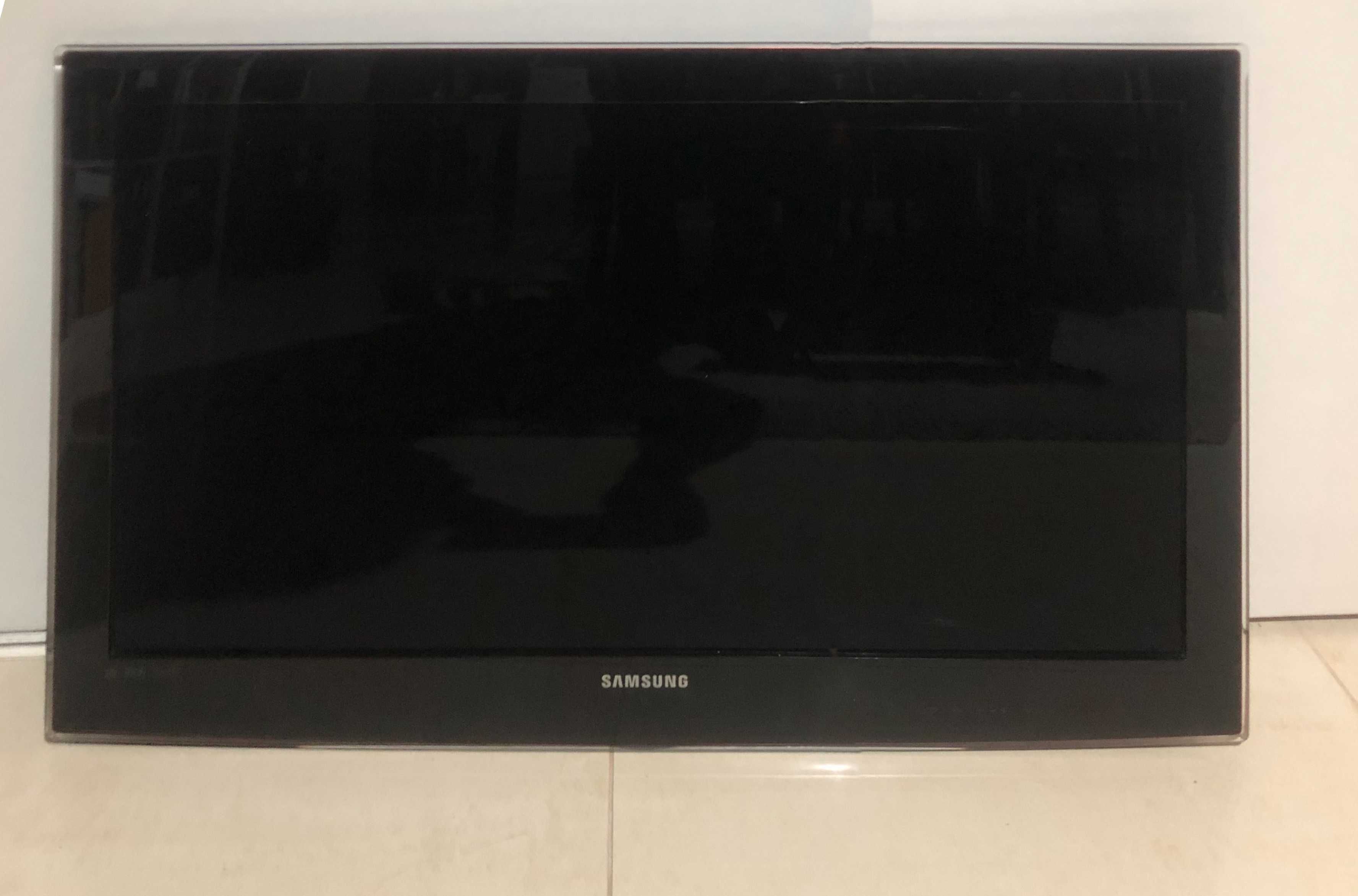 TV Samsung de 37" (94 cm) - avaria na placa