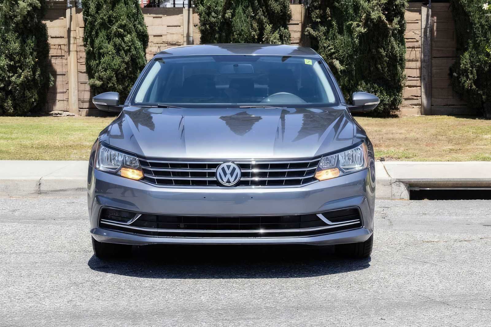 2017 Volkswagen Passat S