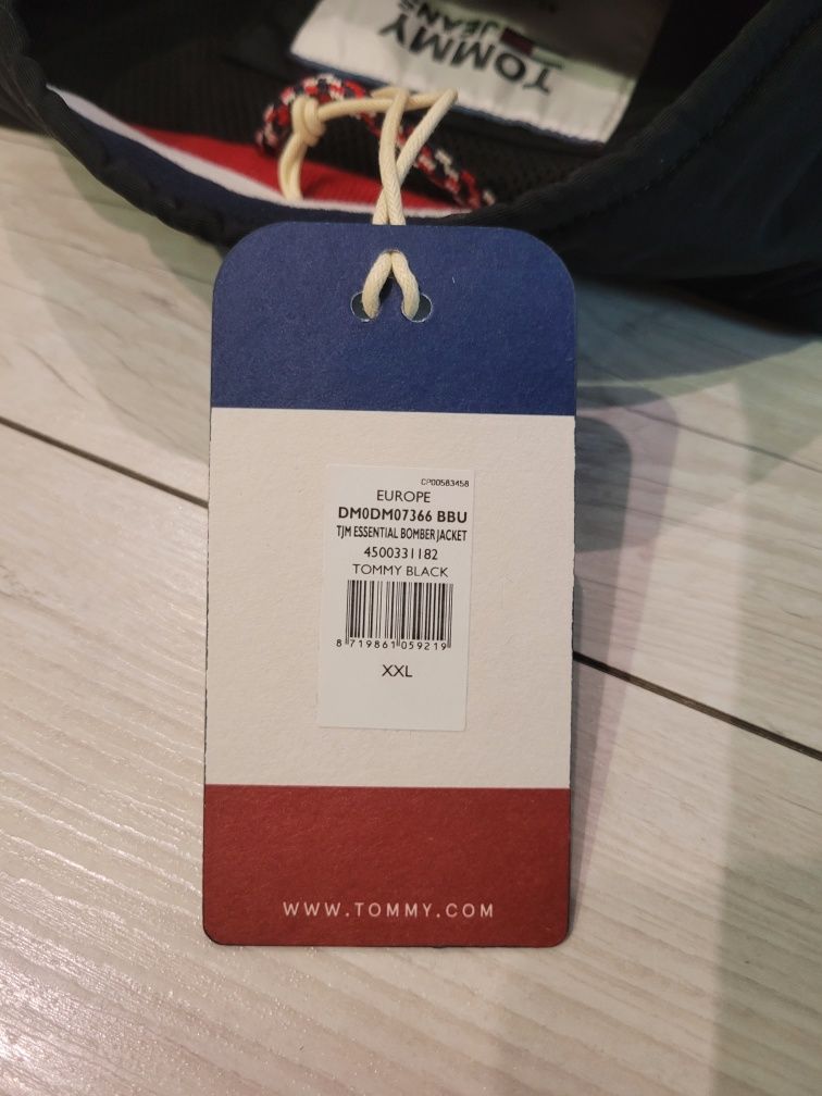 Nowa Tommy Hilfiger Kurtka bomber Essential Czarna XXL