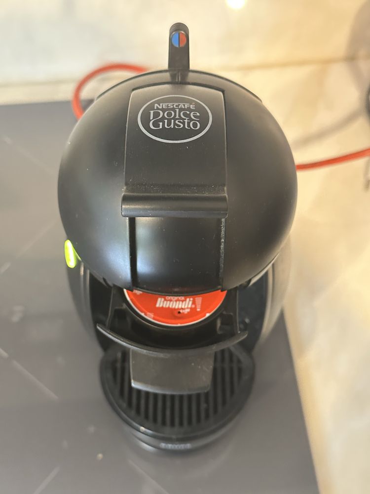 Nesprresso - Maquina de Cafe