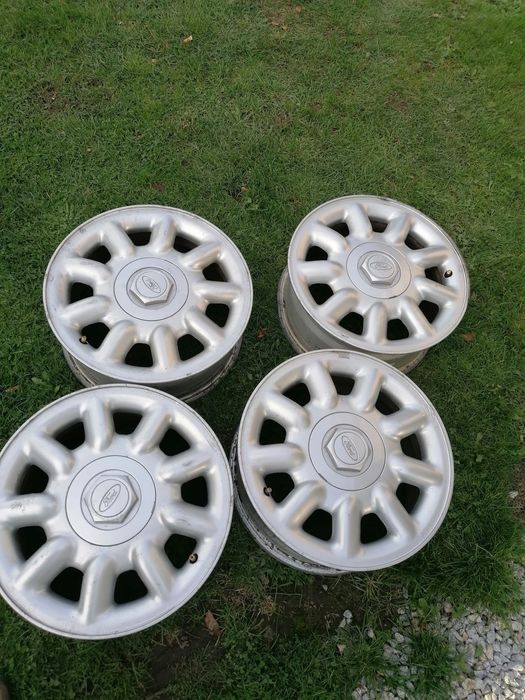 Sprzedam alufelgi do forda