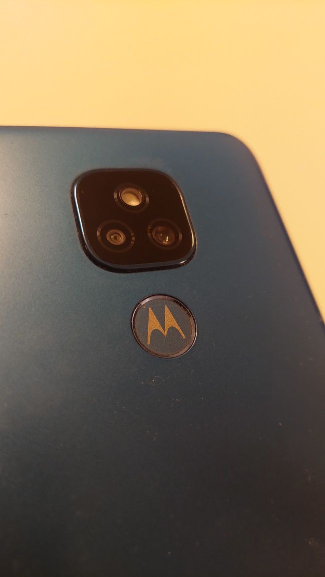Motorola e7 plus