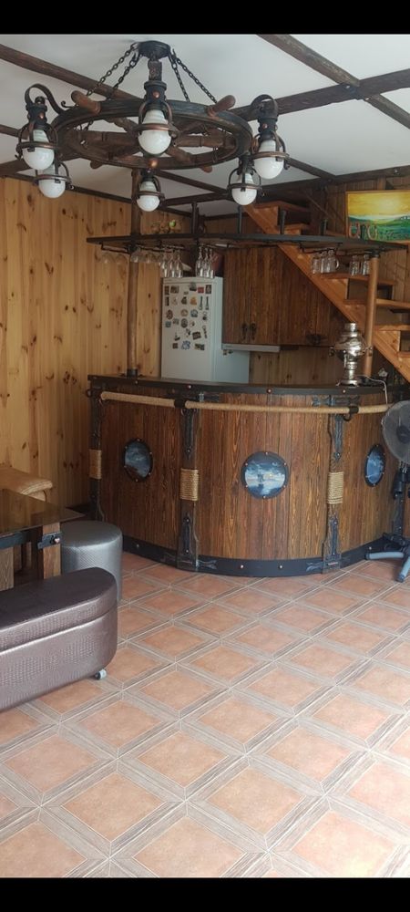 Продам будинок на причалі